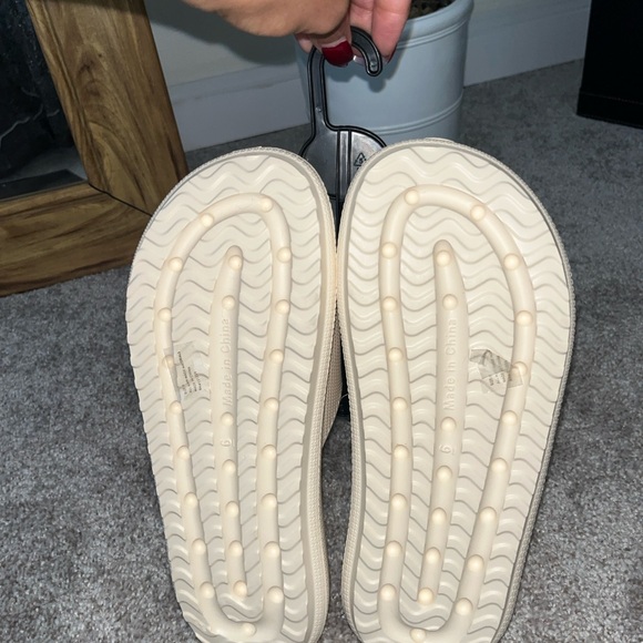 Bebe Cream Slide Sandals - Picture 2 of 2